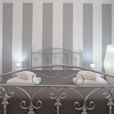 La Casa Di Vittoria Apartament