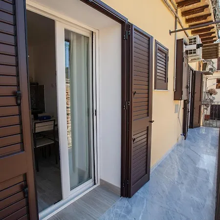 La Casa Di Vittoria Apartament *